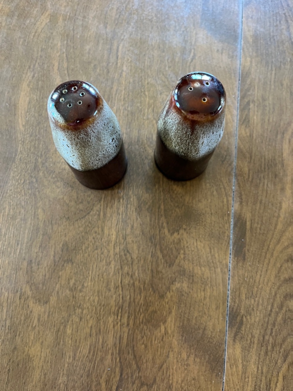 Ceramic Brown Stoneware Salt and Pepper Shaker Set